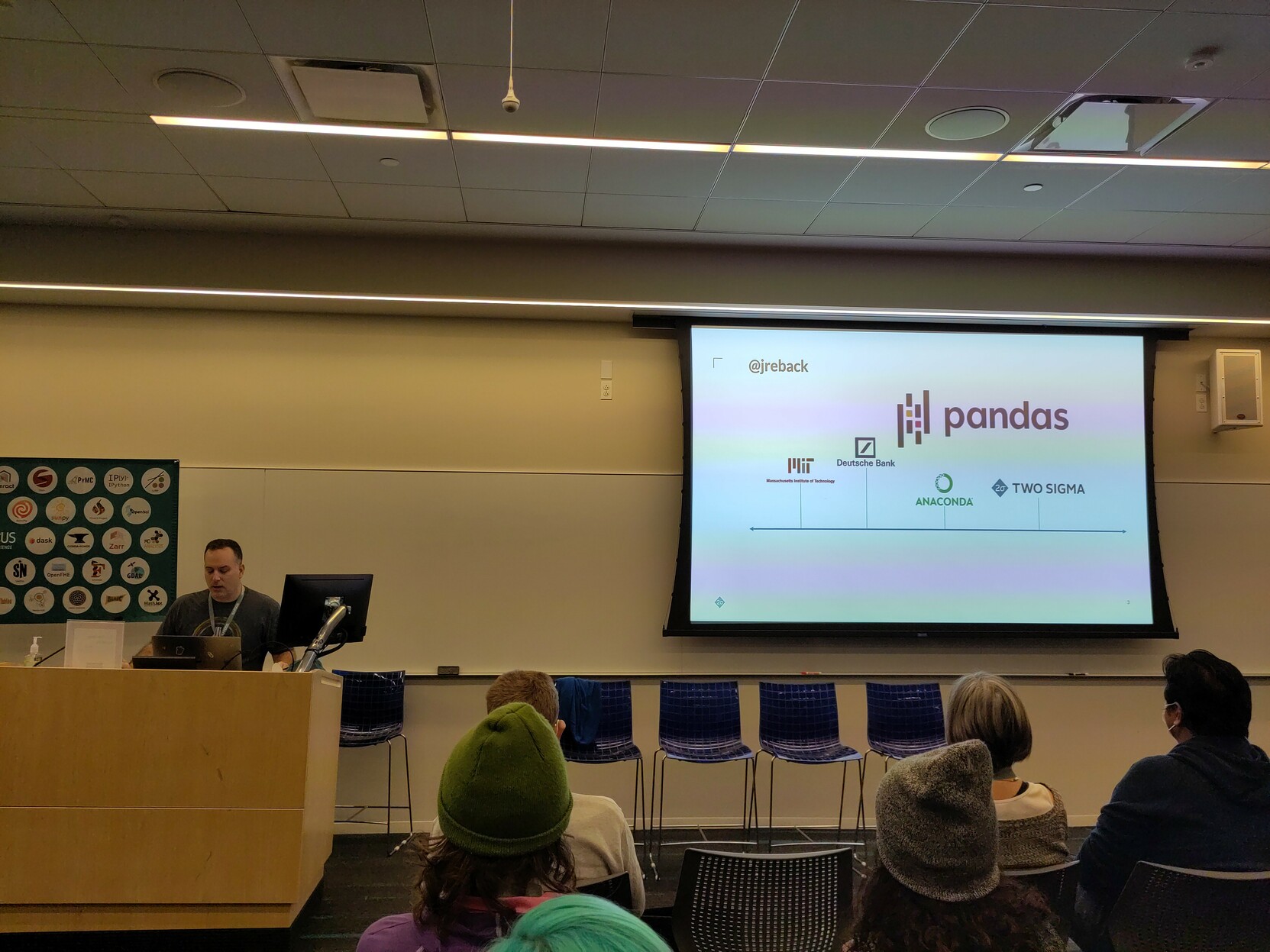 Photo of Jeff Reback giving a talk at PyData NYC